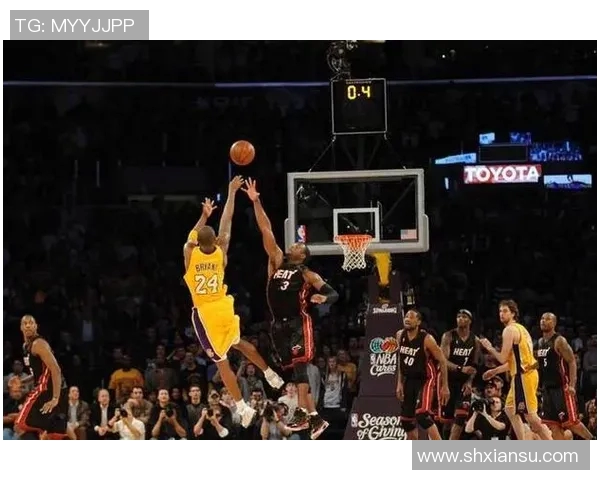 重温NBA经典比赛全景回顾与热血瞬间集锦